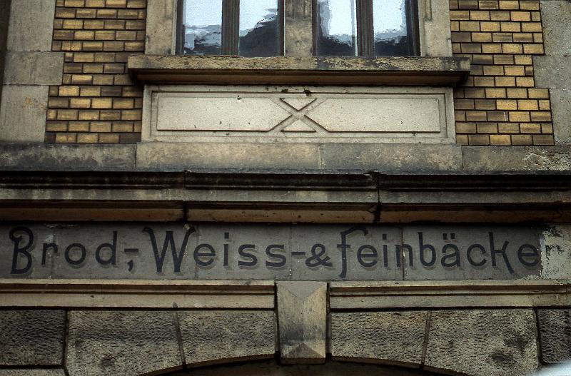 Dresden-Pieschen, Robert-Matzke-Str. 44, 4.5.1996.jpg